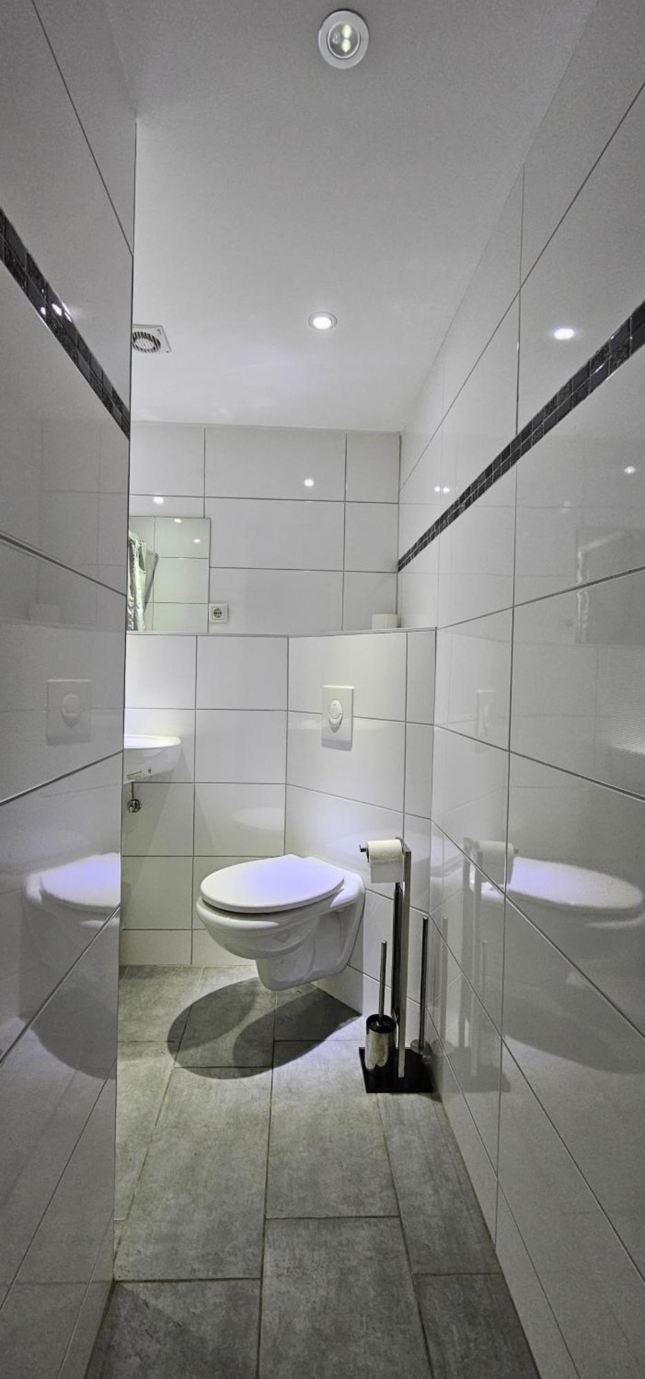 Gruendauer Monteurwohnung/Studentenwohnung Bagian luar foto