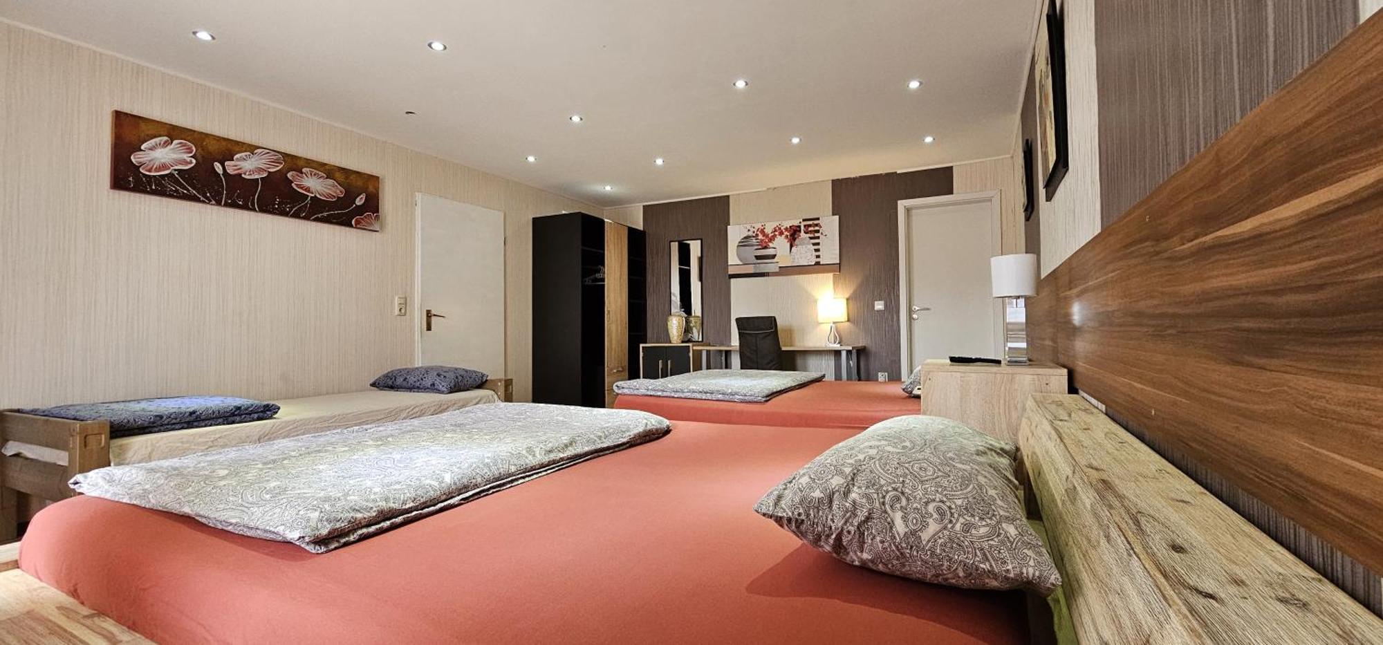 Gruendauer Monteurwohnung/Studentenwohnung Bagian luar foto