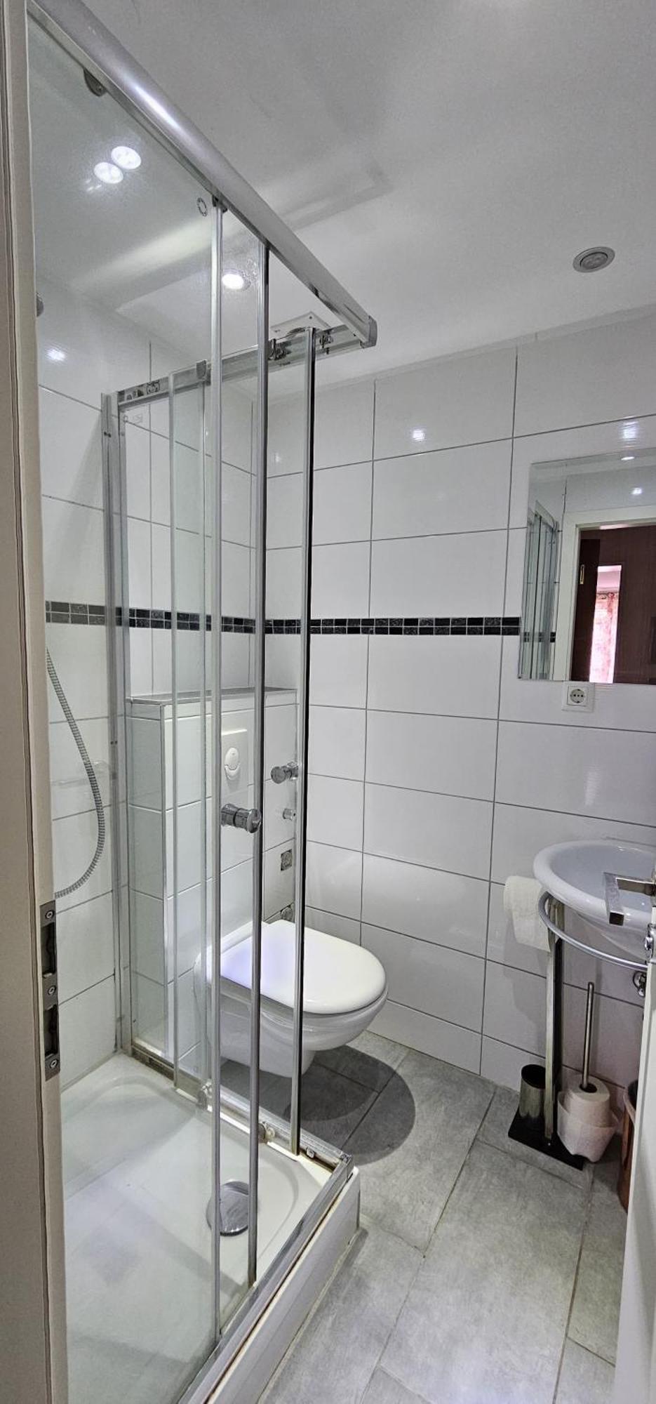 Gruendauer Monteurwohnung/Studentenwohnung Bagian luar foto